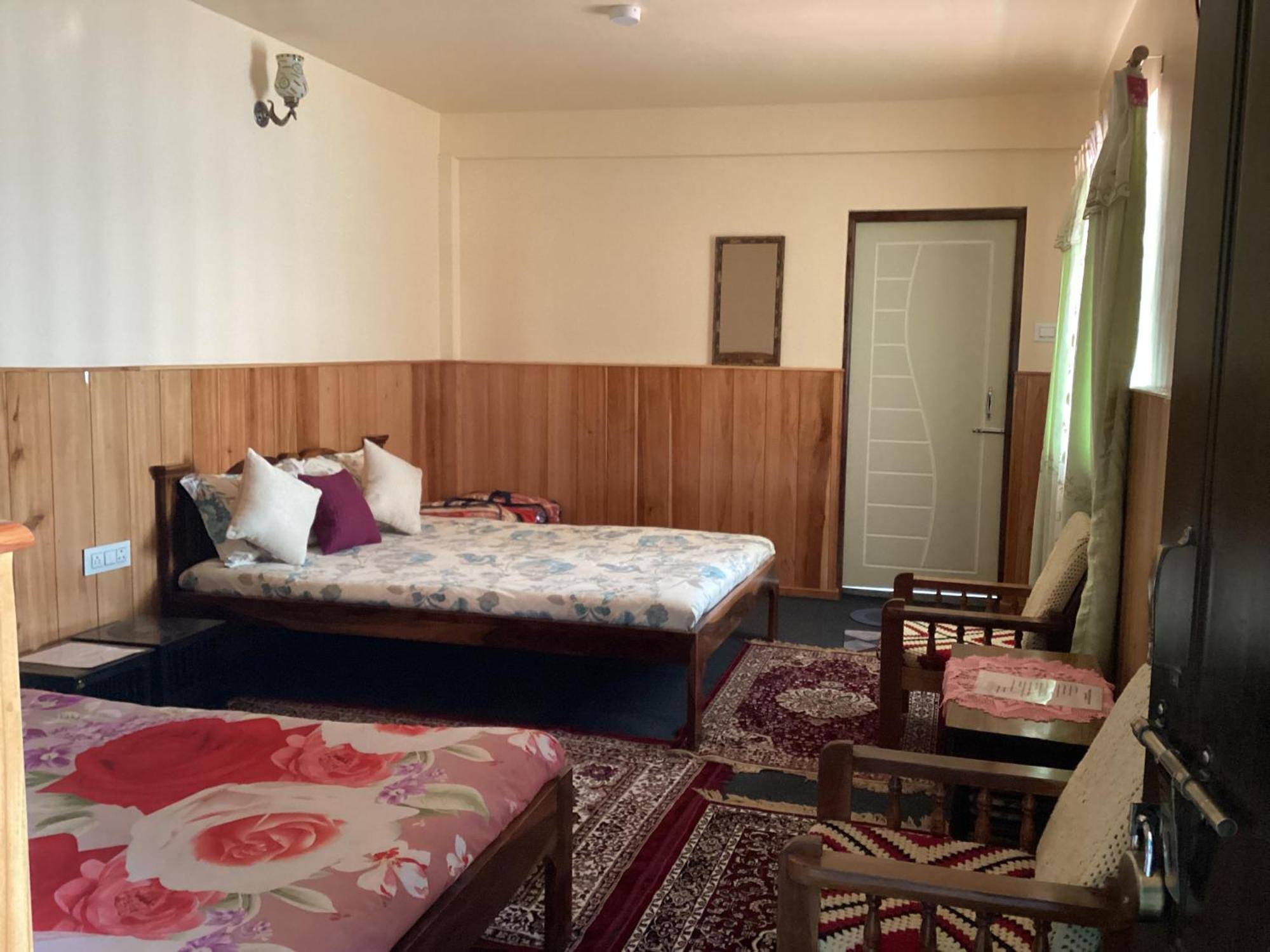 Waruhang Homestay Dardzsiling Kültér fotó